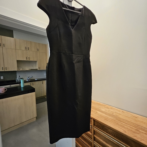 Midi Cap Sleeve Dress with Exposed Zipper Top to Bottom - Picture 3 of 4
